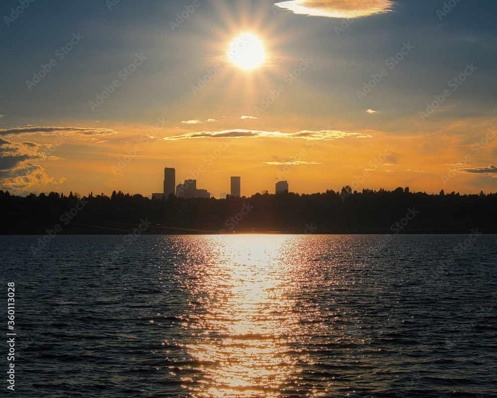 2020-06-24 SUNSET OVER THE CITY OF SEATTLE AND LAKE WASHINGTON
