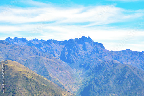 mountains and clouds montañas