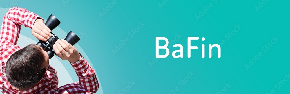 Naklejka premium BaFin. Mann mit Fernglas aus Vogelperspektive. Beobachtung, Draufsicht, Panorama. Business Text auf blau. Statistik, Wirtschaft