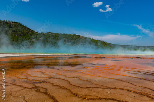 Grand Prismatic Spring w Parku Narodowym Yellowstone