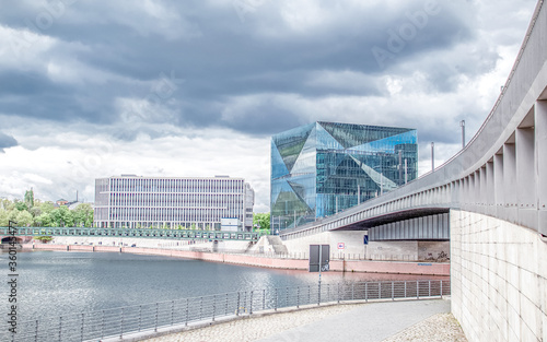 Photography Cube Berlin hinter der Spree