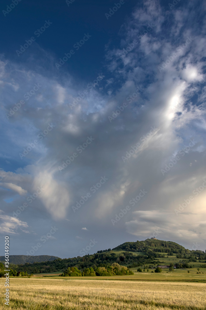 Gewitterwolken über der Schwäbischen Alb 