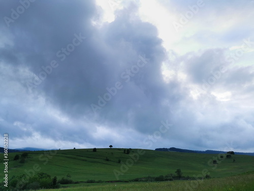 Obraz na płótnie Poland Pieniny. Storm clouds over the clearing. w salonie