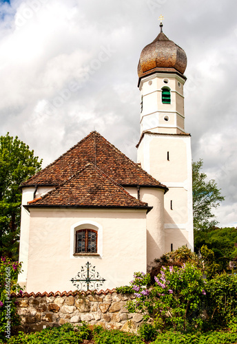 St.-Nikolaus-Kirche auf der Ilkahöhe bei Tutzing, Oberbayern