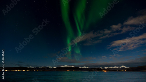 Polarlichter (aurora borealis) über Tromsö, Finnmark, Norwegen © Frank