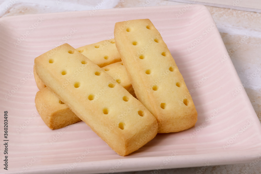 クッキー、ビスケット、洋菓子、お菓子、おやつ、焼き菓子、食べ物 StockFoto Adobe Stock