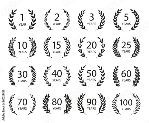 Set of anniversary laurel wreaths. Black and white anniversary symbols. 1,2,3, 5,10,15,20,25, 30,40,50,60,70,80,90,100 years. Template for award and congratulation design. Vector illustration.
