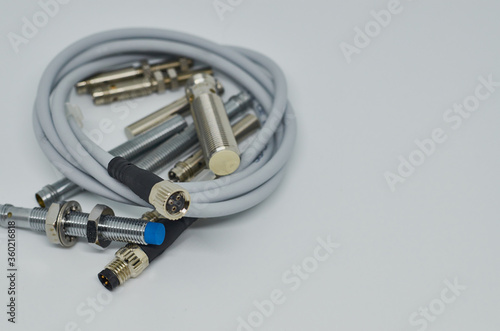 Inductive proximity sensor or proximity switch