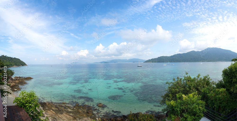 Fototapeta premium beautiful beach and tropical sea at lipe island ,satun Thailand
