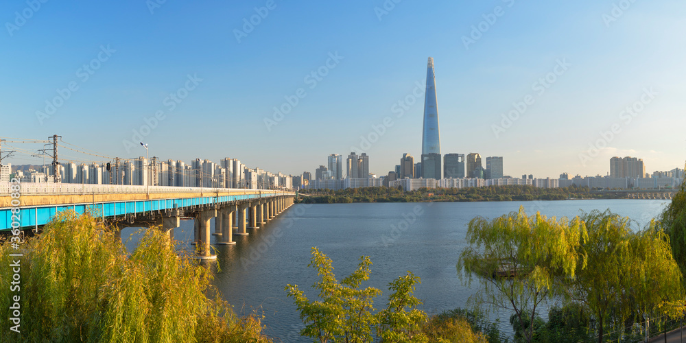 Lotte World Tower and Nam River, Seoul, South Korea Lotte World Tower and Nam River, Seoul, South Korea
