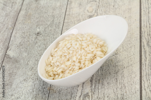 Arborio rice for Italian risotto © Andrei Starostin