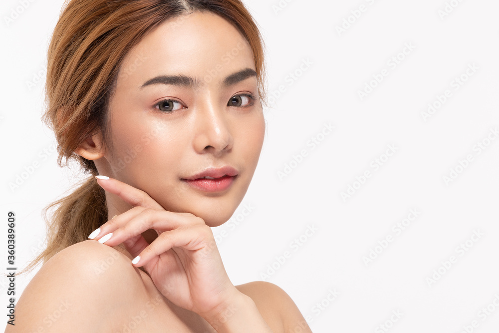 Beauty asian women touching soft chinskin close up face beauty . Beauty asian women touching soft chinskin close up face beauty .