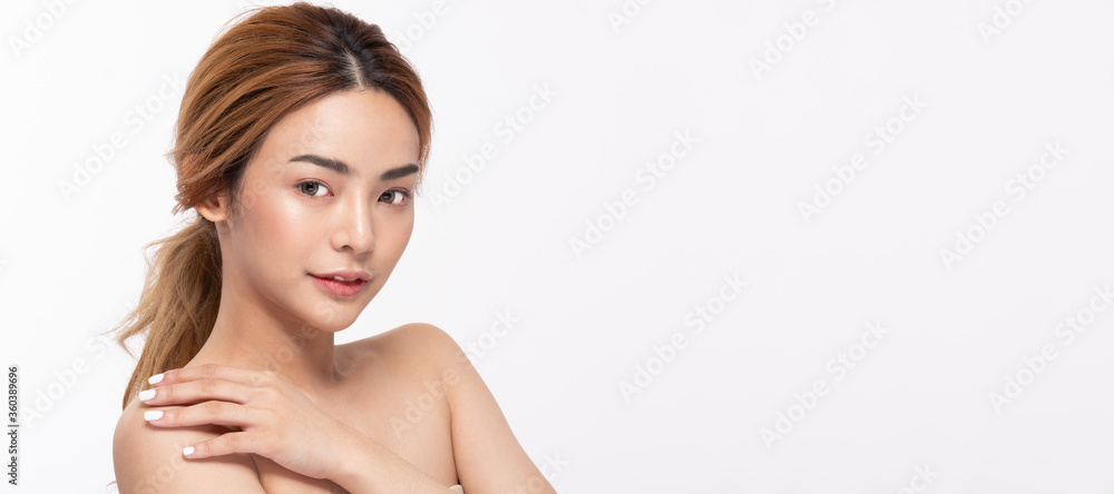 Fototapeta premium Beauty asian women portrait face with skin care healthy and skin.
