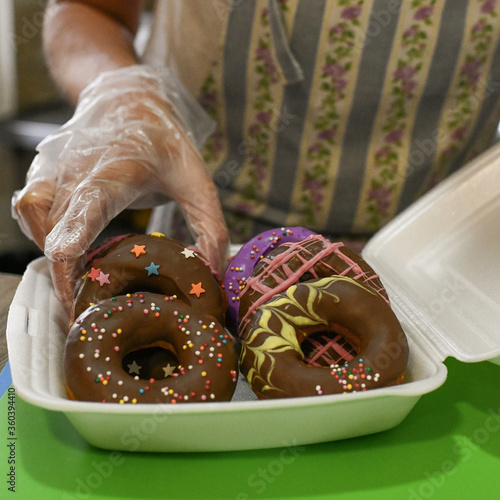 donut, donuts, baking, fresh, oven, deep-frying, butter, cafe, breakfast