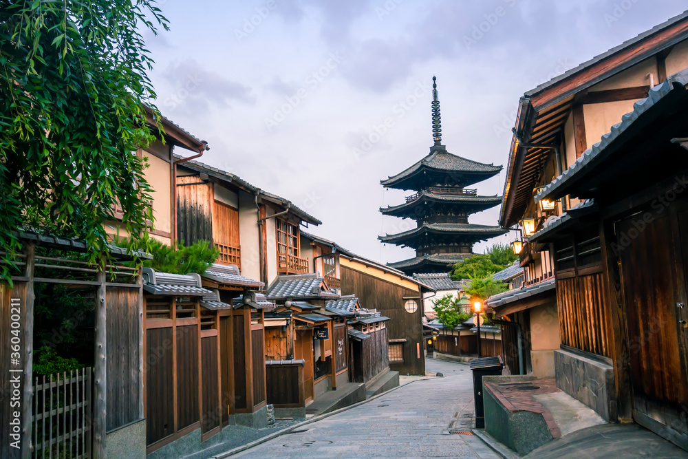 Yasaka pagoda in Higashiyama Ward, Kyoto City and a traditional cityscape full of Japanese atmosphere. Yasaka pagoda in Higashiyama Ward, Kyoto City and a traditional cityscape full of Japanese atmosphere.