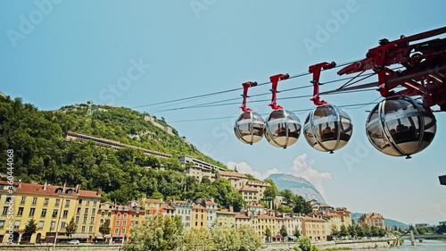 A timelapse of Grenoble cablecars