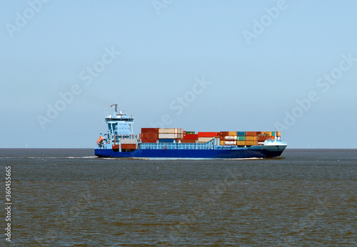 Containerschiff auf Nordsee