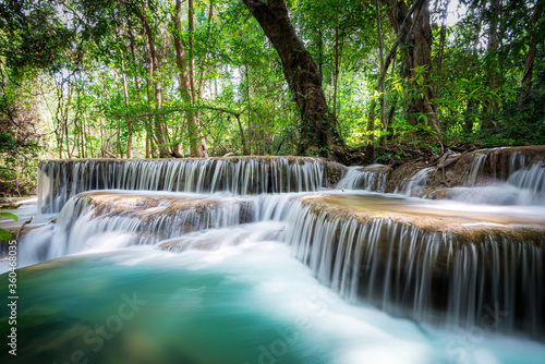 Fototapeta Naklejka Na Ścianę i Meble -  Huay Mae Khamin waterfall in tropical forest, Thailand	