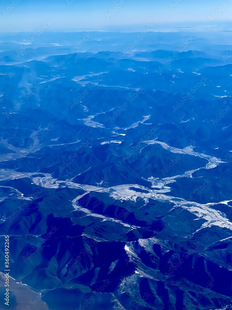 Naklejka premium mountains aerial view