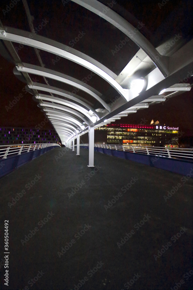 Fototapeta premium bridge at night