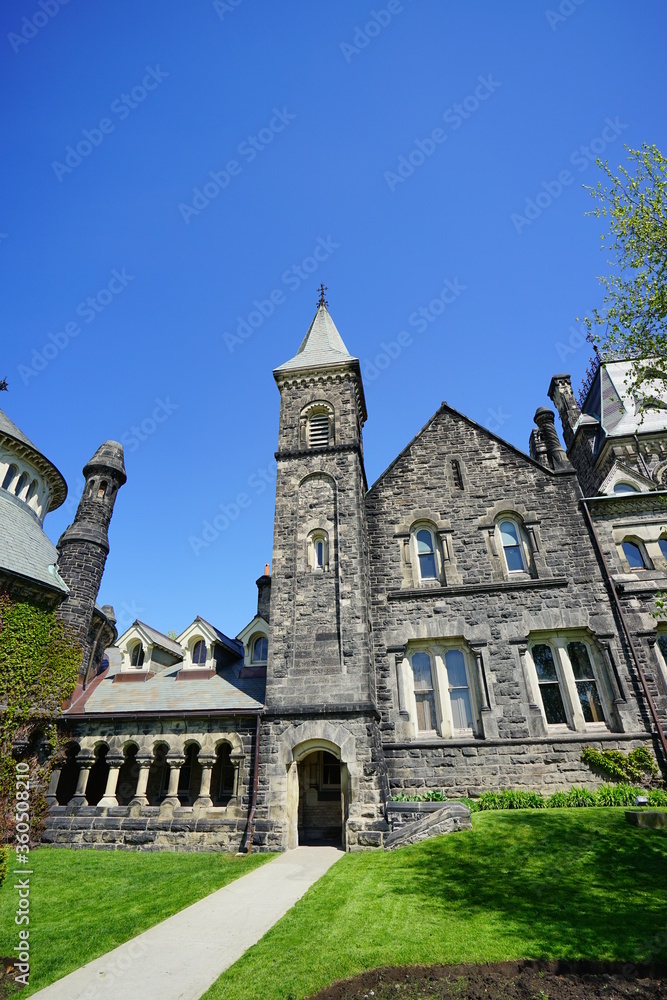 Naklejka premium University of Toronto Campus building in spring