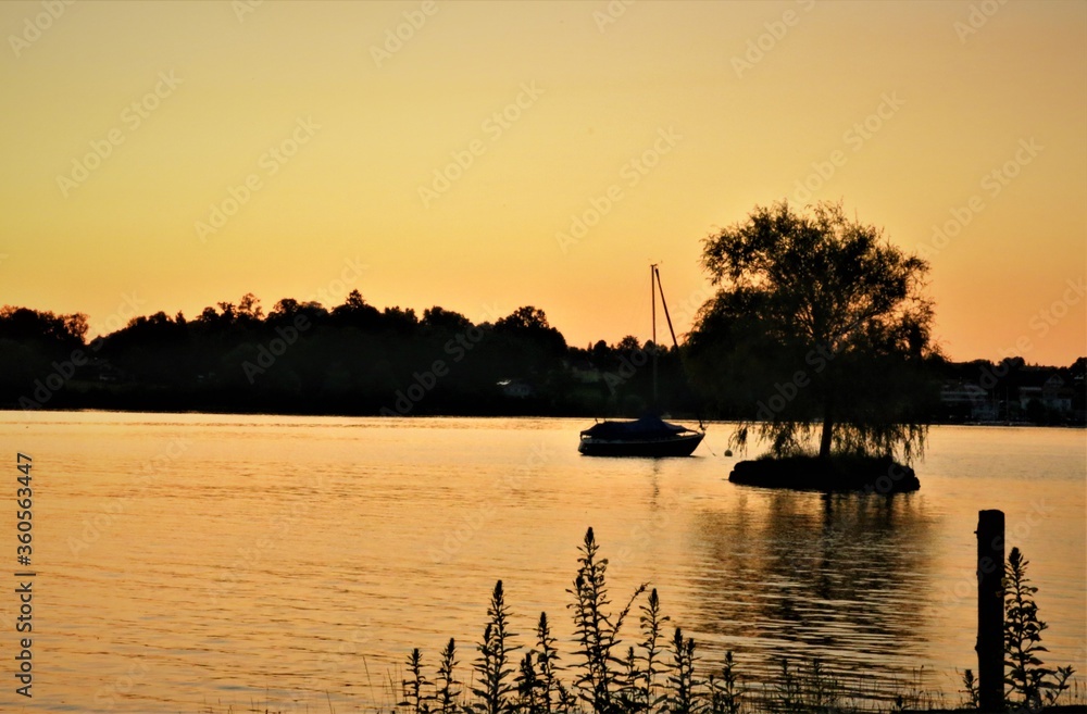 Sonnenaufgang am Chiemsee Sonnenaufgang am Chiemsee