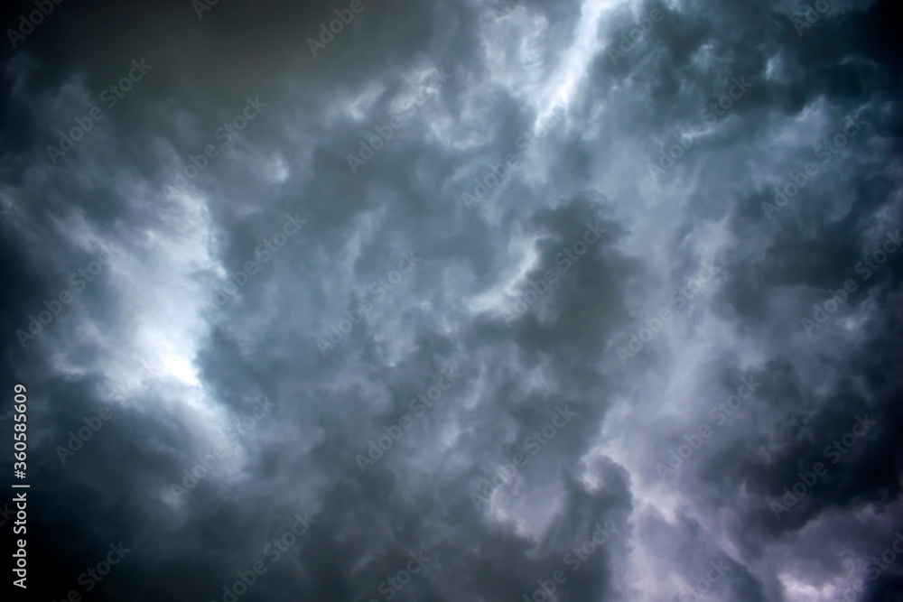 Obraz premium Powerful clouds heralding a huge storm