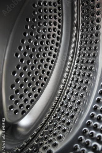 Inside of the washing machine drum © binimin
