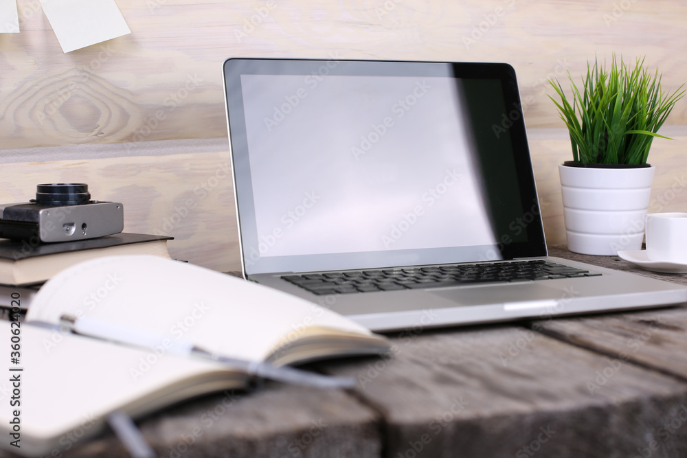 Fototapeta premium Laptop, page, table.