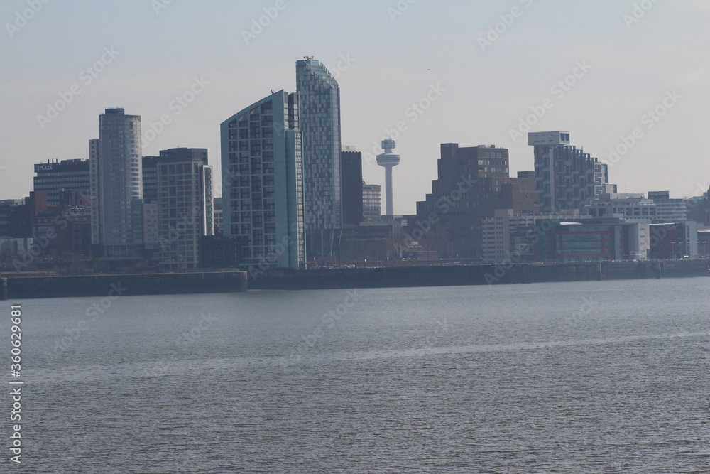 Fototapeta premium Liverpool waterfront in the fog