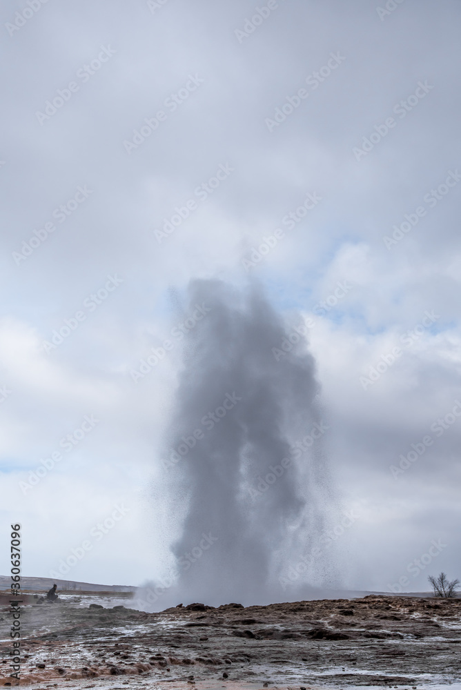 Geysir hot springs in Iceland, strokkur, golden circle