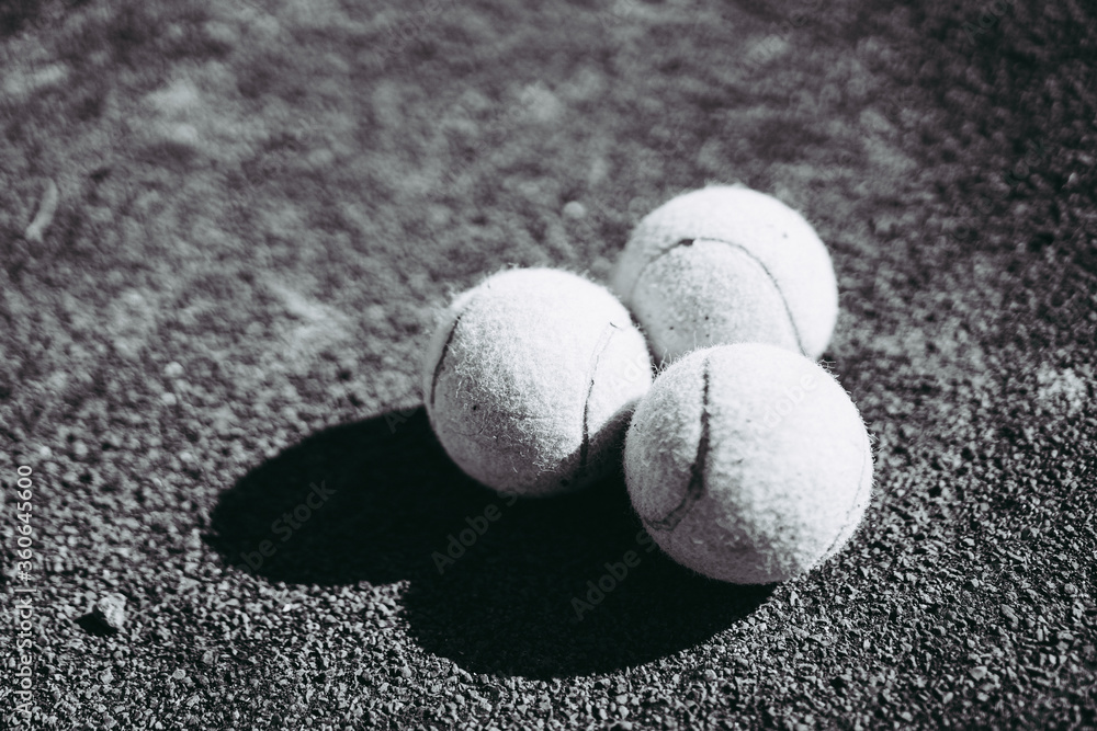 Balls for tennis on the court Balls for tennis on the court
