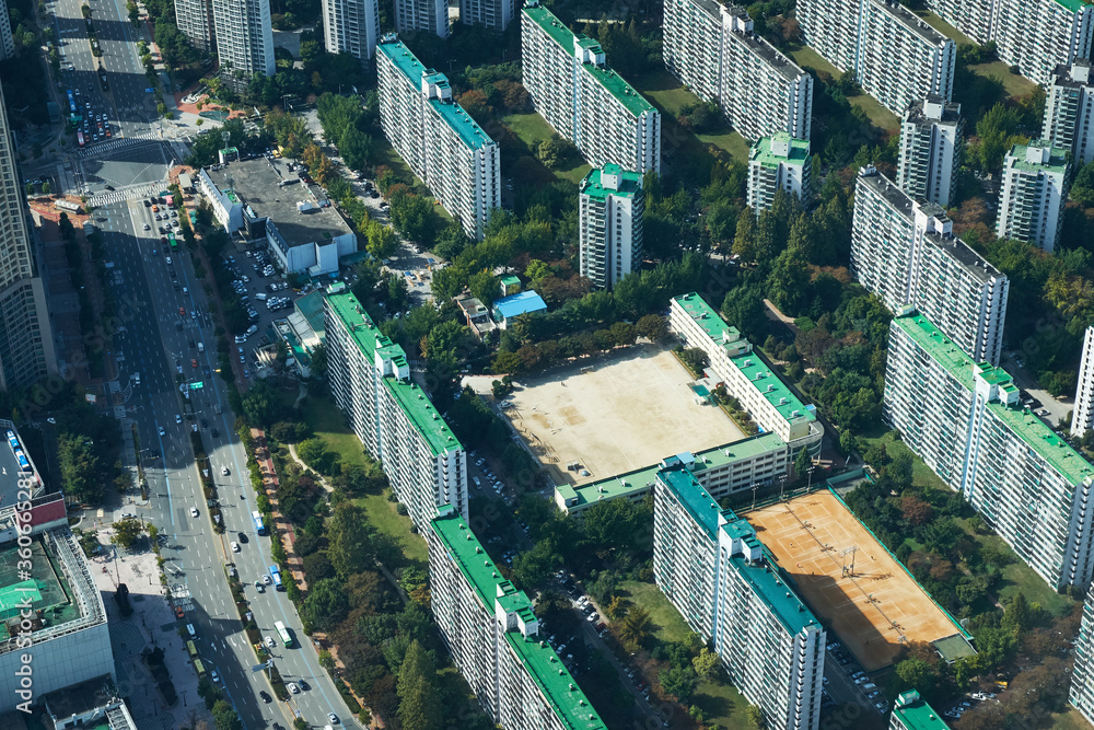 It is scenery of Seoul, capital city of Korea.
