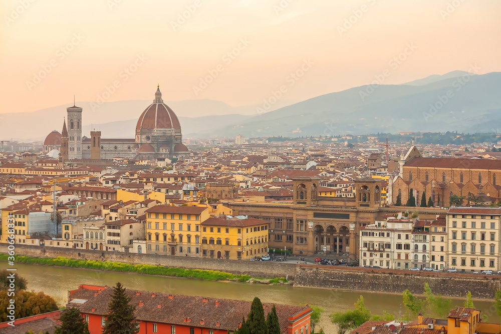 Fototapeta premium Florence city downtown skyline cityscape of Italy