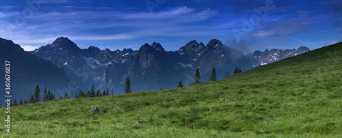 Panorama na Gerlach i Rysy z Rusinowej Polany - Tatry Wysokie