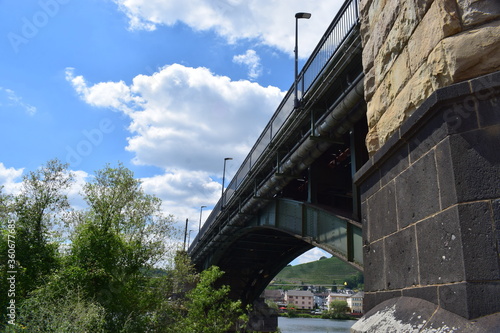 Gülser Eisenbahnbrücke, Koblenz, Moselseite photo