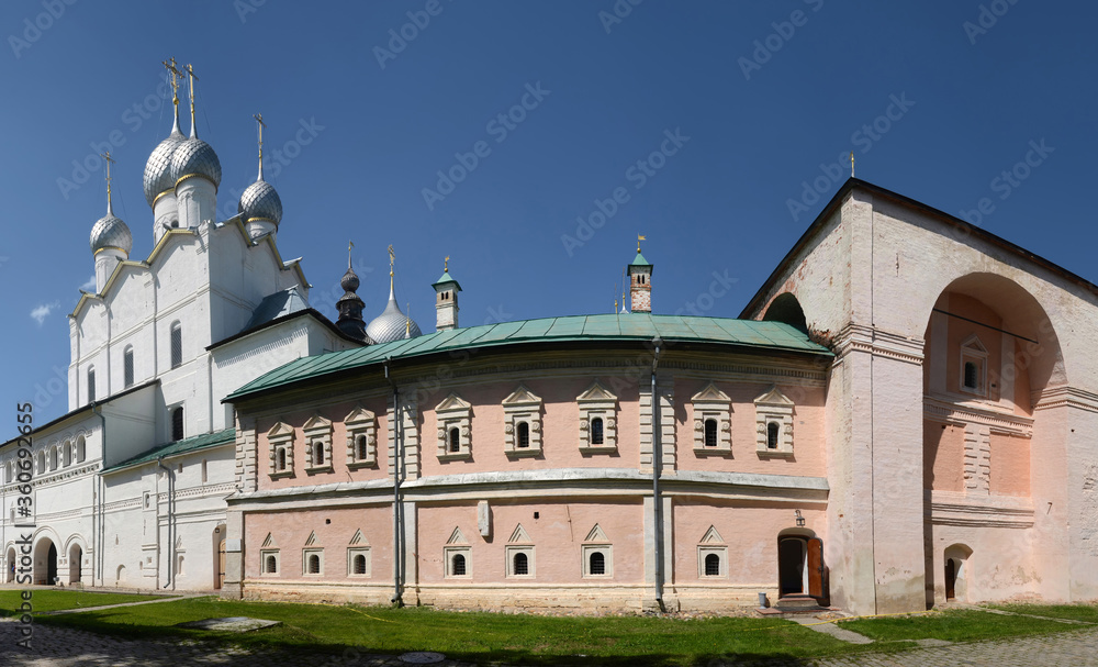 Resurrection church (Voskresenskaya church, 1670) and courthouse (Sudny prikaz). Rostov Kremlin, Yaroslavl Oblast, Russia.