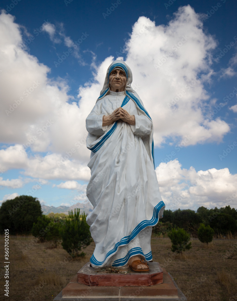 Fototapeta premium Mother Teresa of Calcutta statue 