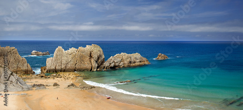 Fototapeta Naklejka Na Ścianę i Meble -  beach and sea, wild coast of Cantabria. Spain