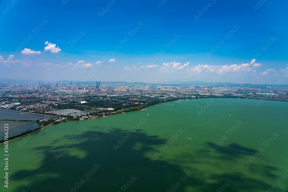Naklejka premium kunming lake in china