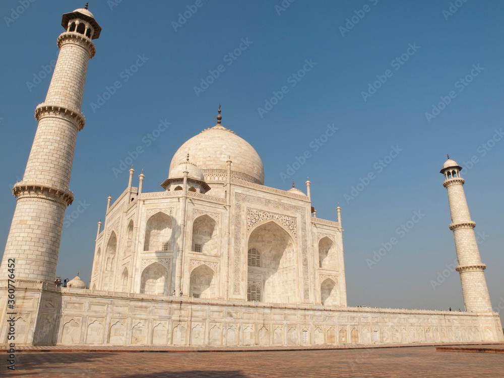 Beautiful white marble of the Taj Mahal seen from east side, Agra, Uttar Pradesh, India.