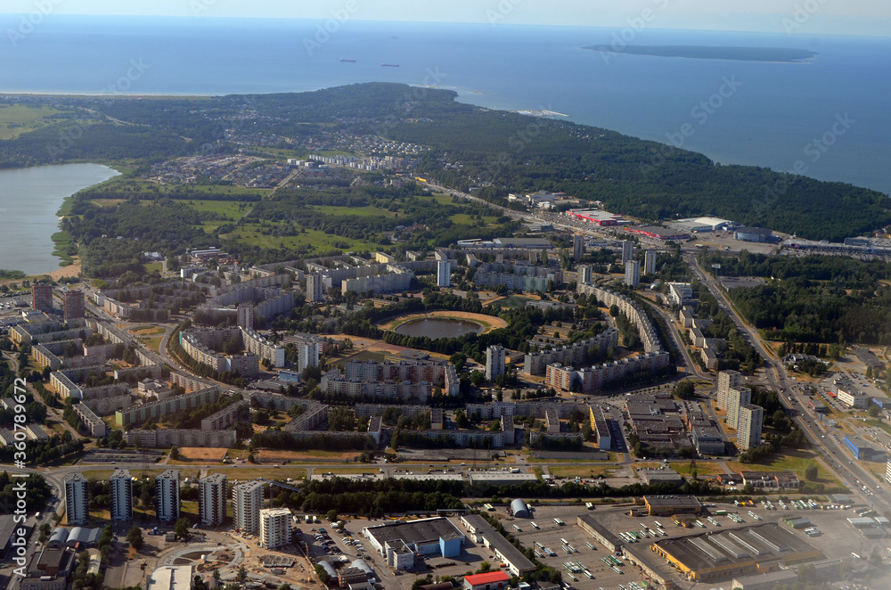 Fototapeta premium View from the airliner of Tallinn