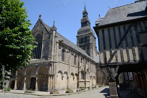 Basilique Saint-Sauveur à Dinan en Bretagne