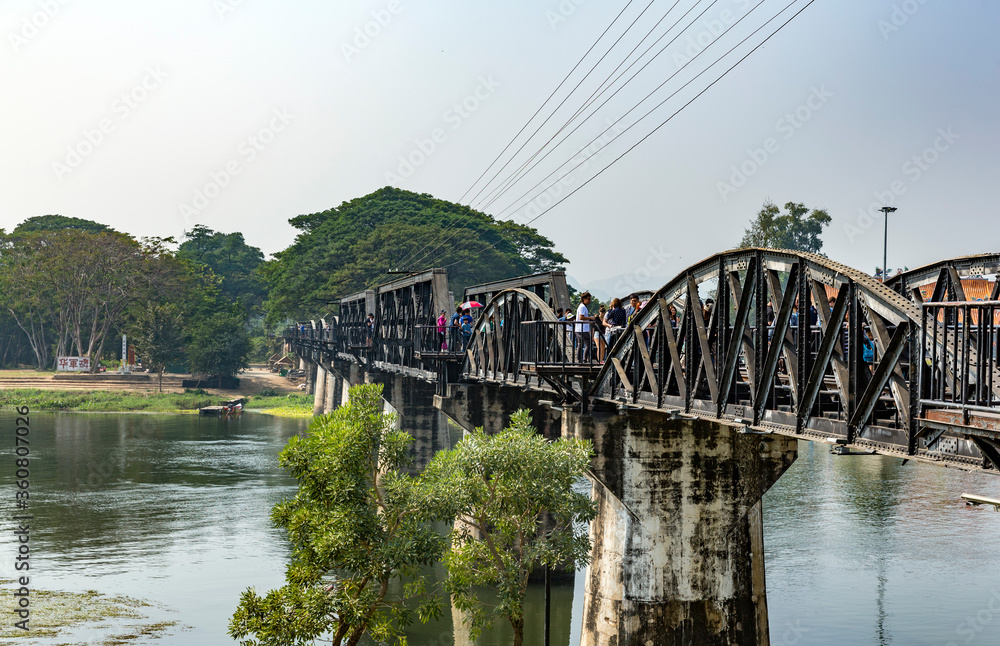 Foto de bridge over the river Kwai (Khwae) in Kanchanaburi, Thailand