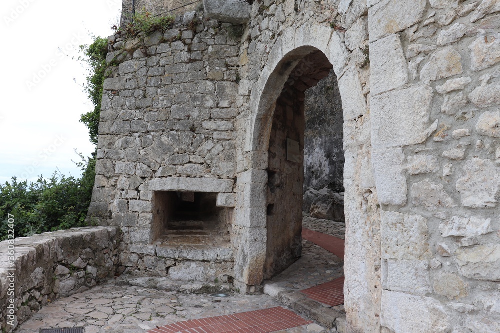 Fortifications du village de Eze, ville de Eze, département des Alpes Maritimes, France