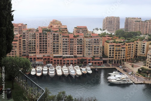 Le port de Monaco vu de haut  ville de Monaco  Principaut   de Monaco