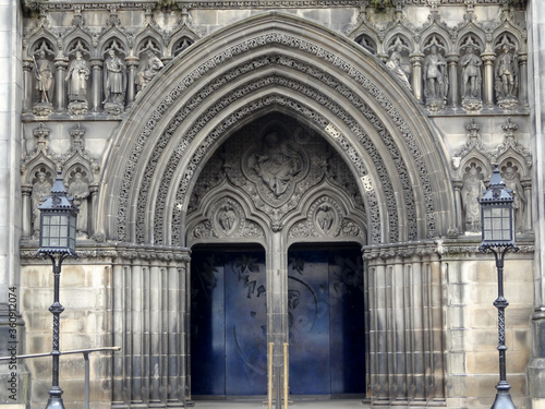 The main entrance of the St. Giles Cathedral in Edinburgh, Scotland, UK.