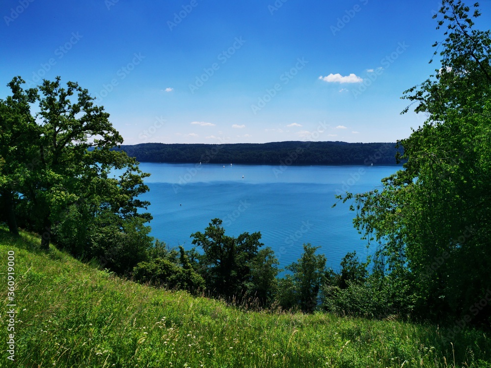 Fantastic hike near Sipplingen on Lake Constance