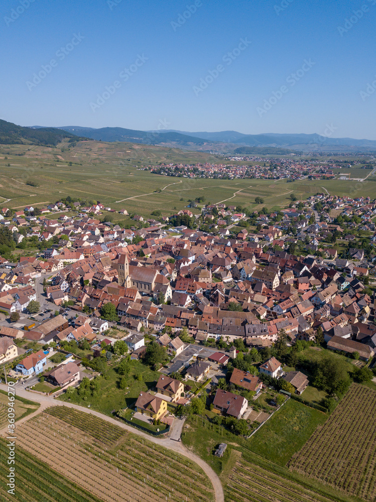 Eguisheim Alsace, vue de drone