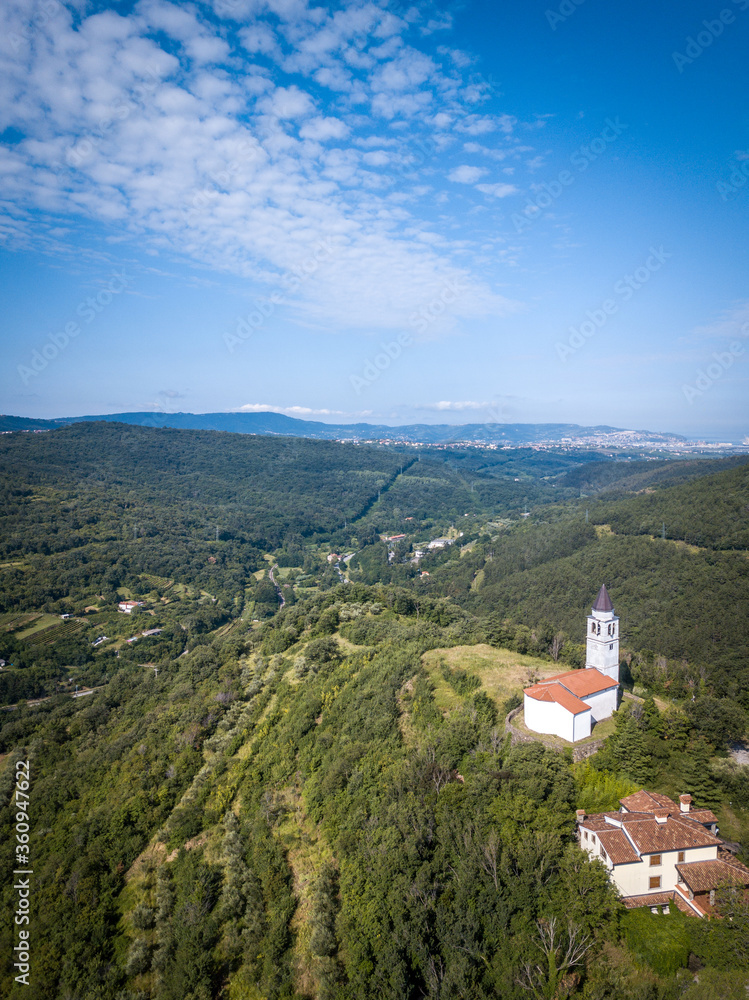 Eglise, Slovénie, drone